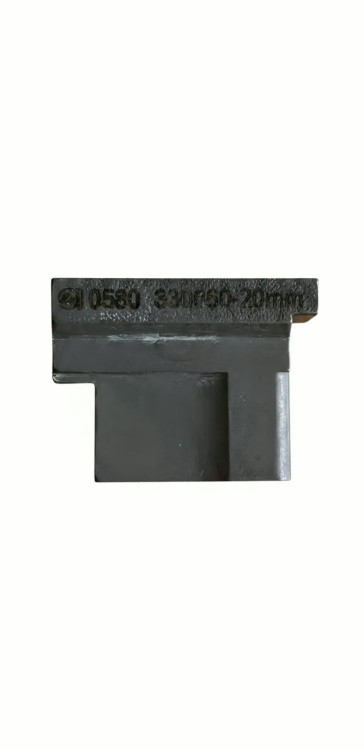 0580 330060 Колодка прорубки 20 мм для промислових петельних машин Durkopp Adler.
