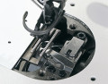 JUKI DLU5494NBB7WB/AK85/H062/Z061-BB Одноголкова промислова швейна машина з диференційованим верхнім просуванням та цифровим керуванням призборюванням 2