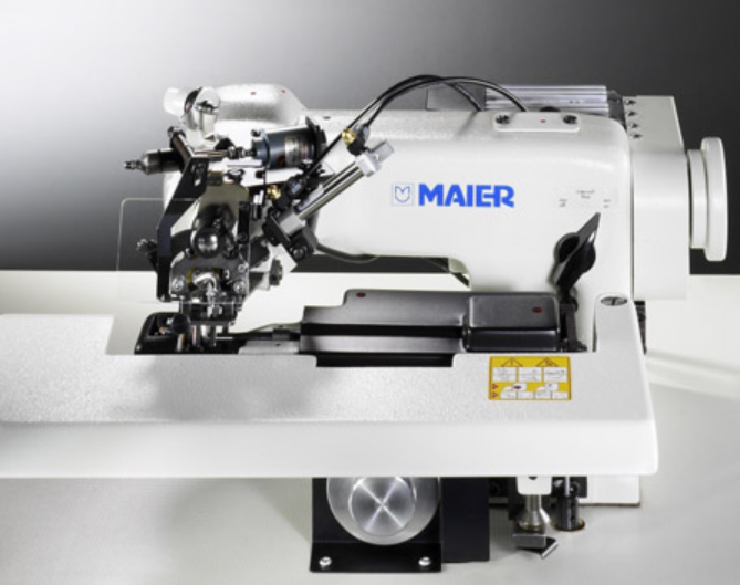 MAIER 251-25 Універсальна машина потайного стібка для товстих матеріалів